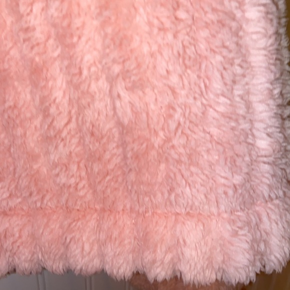 Super Soft Pink Blush Fuzzy Jacket shirt - Picture 6 of 6